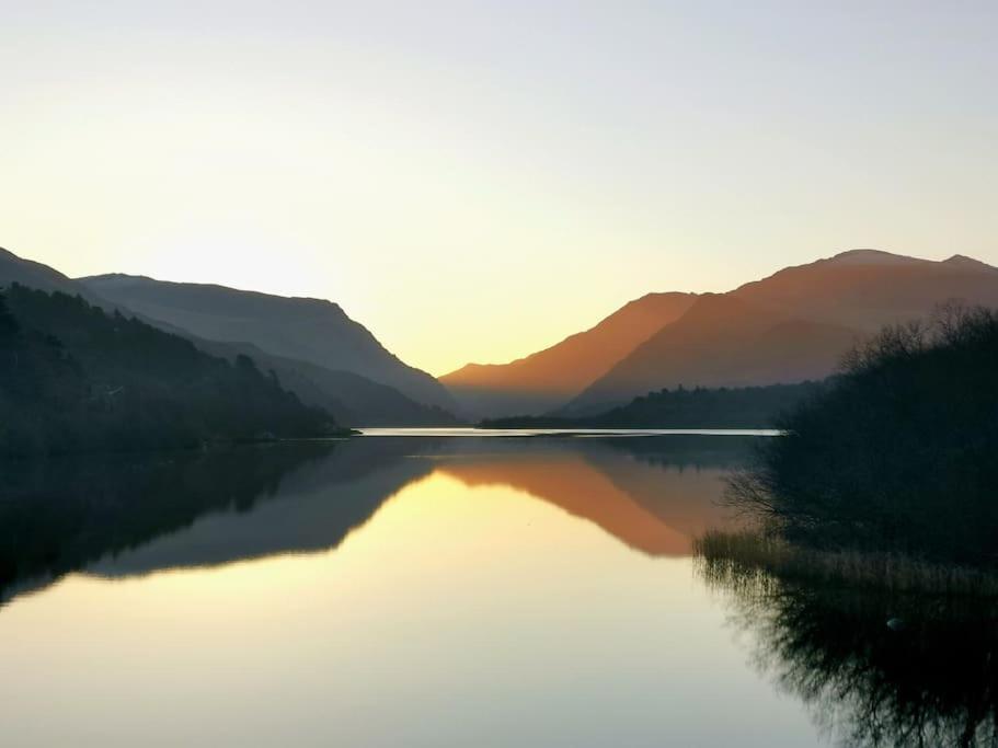 Perfect For Snowdon. Groups, Families+Dogs Welcome Llanberis Εξωτερικό φωτογραφία